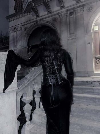 Full leaked Ghoulishbats page private onlyfans photo