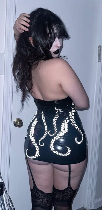 Full leaked Ghoulishbats private onlyfans photo