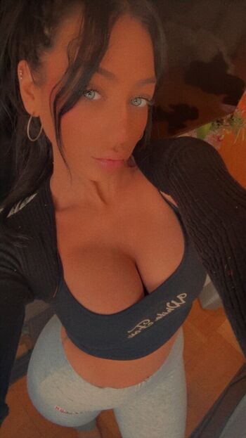 giannaxtaylor