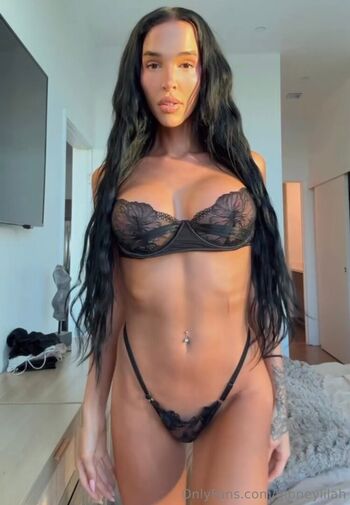 Full leaked Gibneylilah private onlyfans photo