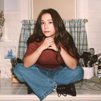 Full leaked Gideon adlon private onlyfans photo