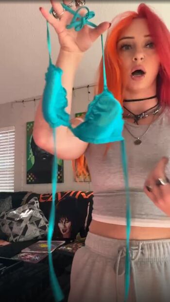 Full leaked Gigi dolan  page private onlyfans photo