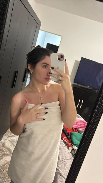 Full leaked Giii exib private onlyfans photo