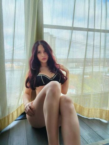 Full leaked Gillianaprils private onlyfans photo