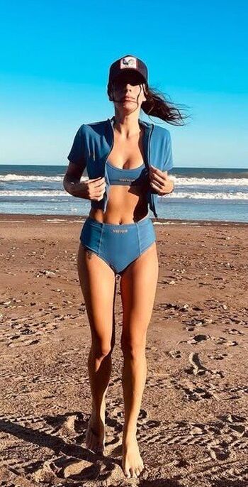 Full leaked Gime accardi page private onlyfans photo