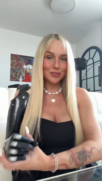 Full leaked Gina ruhl private onlyfans photo