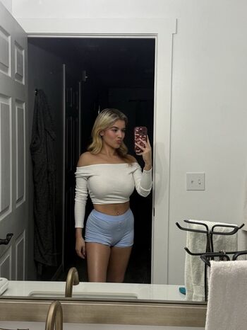 Full leaked Ginagraps private onlyfans photo