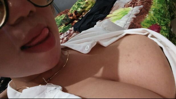 Full leaked Ginaimutttt private onlyfans photo