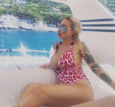 Full leaked Giorgina wonderland private onlyfans photo