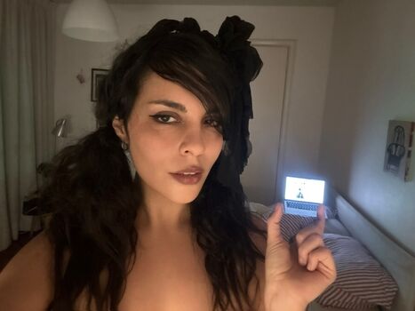 Full leaked Girl ultra private onlyfans photo