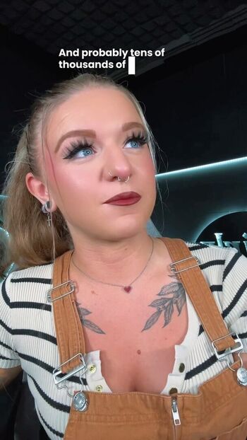 Full leaked Girls play page private onlyfans photo
