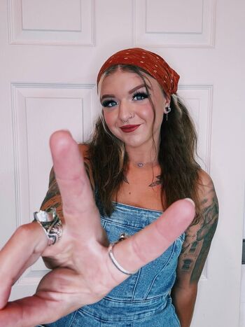 Full leaked Girls play private onlyfans photo