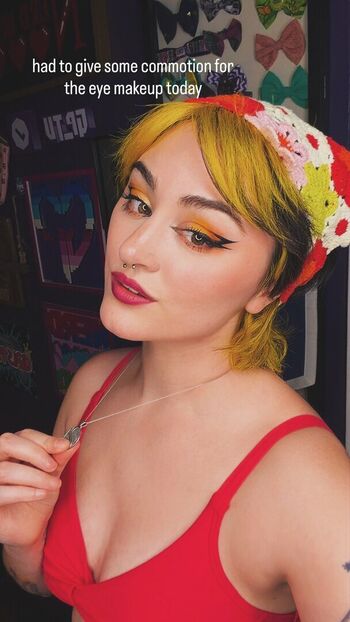Full leaked Girls play private onlyfans photo