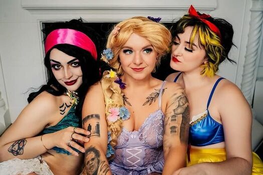 Girls Play