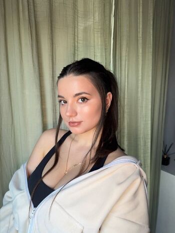 Full leaked Girlxalis private onlyfans photo