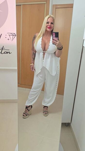 Full leaked Gise anton private onlyfans photo