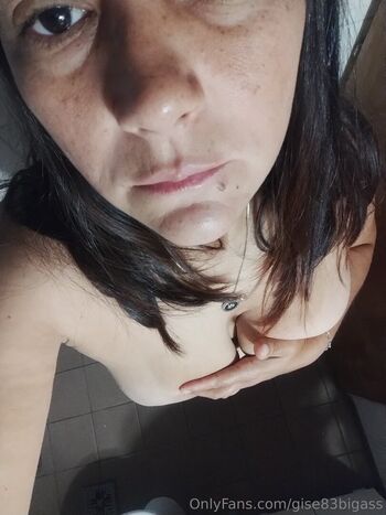 Full leaked Gisebigass private onlyfans photo