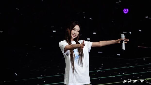 Full leaked Giselle aespa page private onlyfans photo