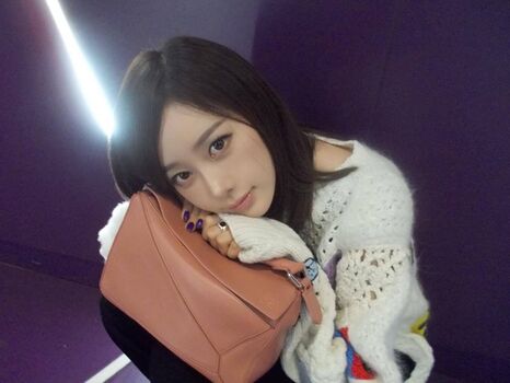 Full leaked Giselle aespa page private onlyfans photo