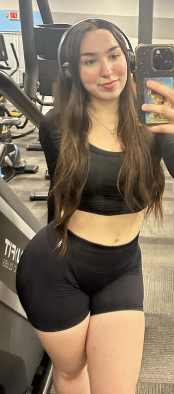 Full leaked Giselle cantu private onlyfans photo