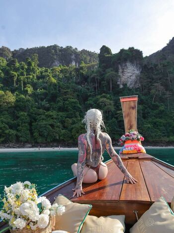 Full leaked Giu hellsing  page private onlyfans photo