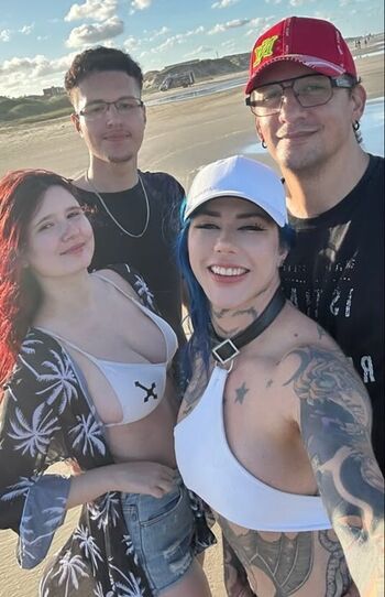 Full leaked Giu hellsing  page private onlyfans photo