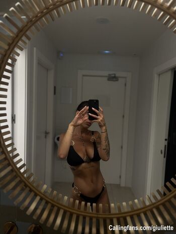 Full leaked Giulie tte page private onlyfans photo