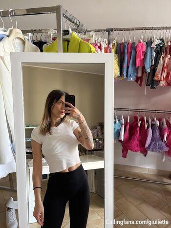 Full leaked Giulie tte page private onlyfans photo
