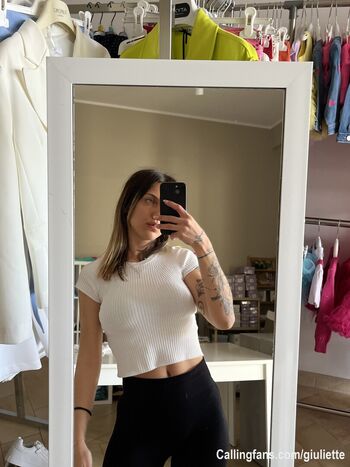 Full leaked Giulie tte page private onlyfans photo
