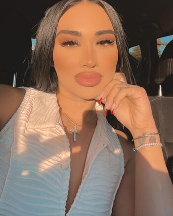 Full leaked Glamariz private onlyfans photo