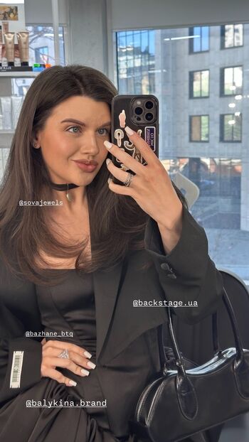 Full leaked Glazalinkaaa private onlyfans photo