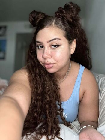 Full leaked Gldnbby private onlyfans photo