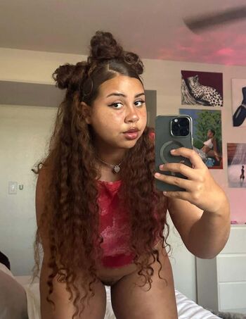 Full leaked Gldnbby private onlyfans photo