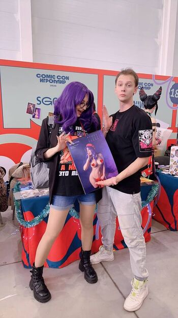 Full leaked Gliese  page private onlyfans photo