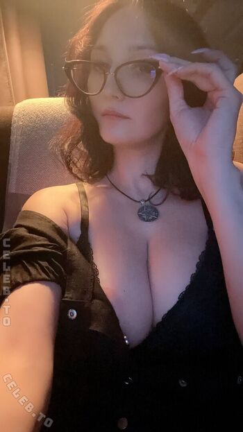 Full leaked Gliese page private onlyfans photo