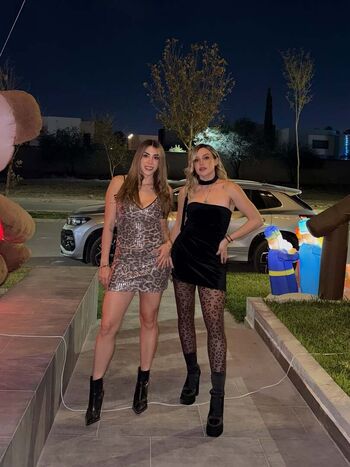 Full leaked Gloomy friend private onlyfans photo