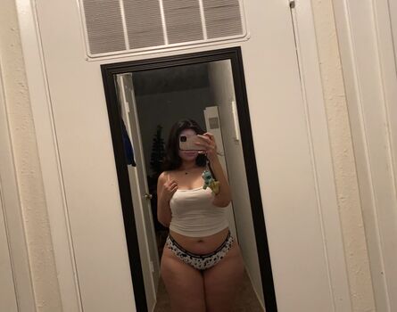 Full leaked Gloomybtchh private onlyfans photo