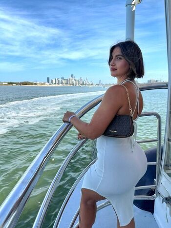 Full leaked Gloria bernardi private onlyfans photo