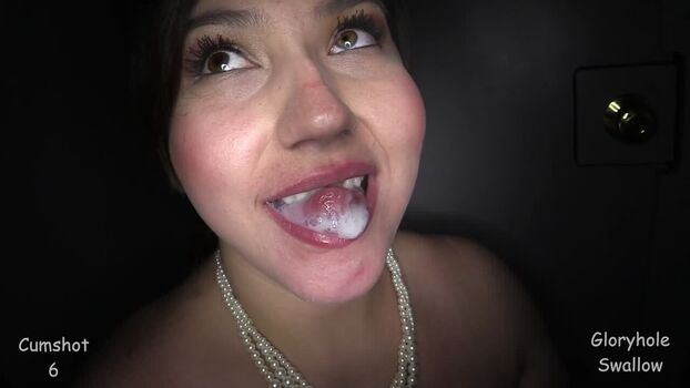 Full leaked Gloryholeswallow private onlyfans photo