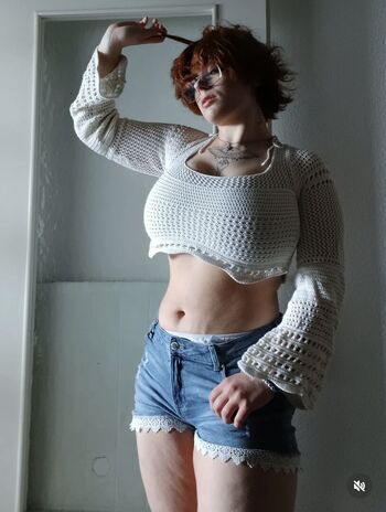 Full leaked Glossygirl private onlyfans photo