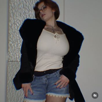 Full leaked Glossygirl private onlyfans photo