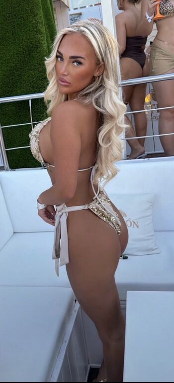 Full leaked Godblesslaur private onlyfans photo