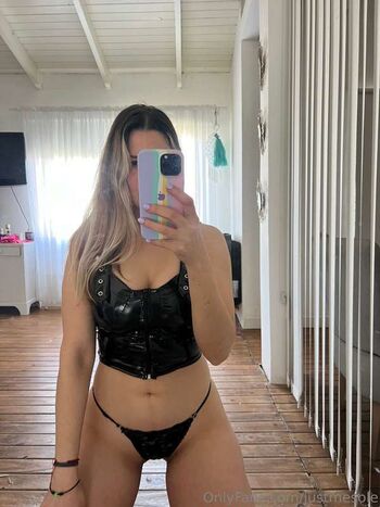 Full leaked Goddess spring private onlyfans photo