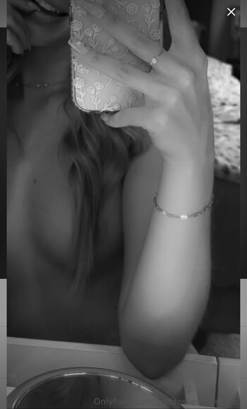 Full leaked Goddessemmielove private onlyfans photo
