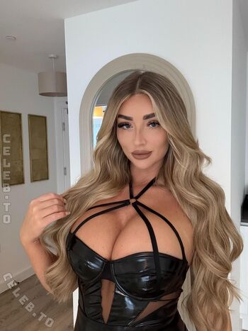 Full leaked Goddesshollyjones page private onlyfans photo