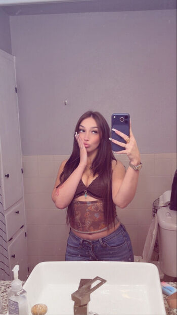 Full leaked Goddesssalize private onlyfans photo