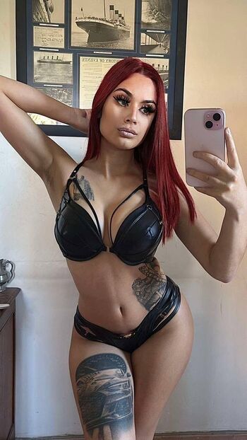 Full leaked Godzaline private onlyfans photo