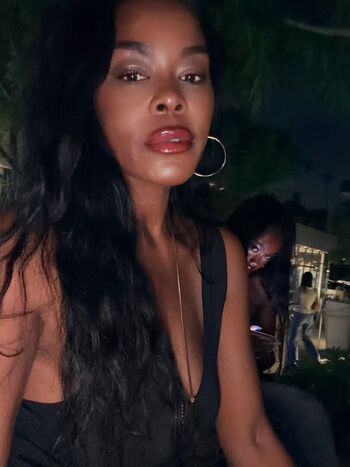 Golden Brooks