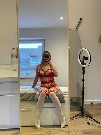 Goldie_48