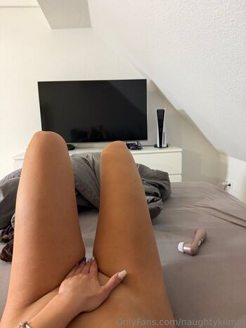 Goldie_48